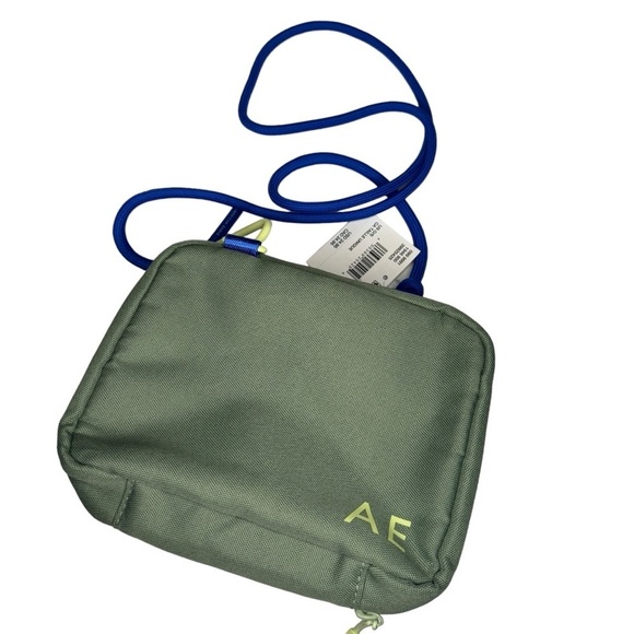NWT American Eagle Army Green Canvas crossbody bungee strap women’s bag travel - Picture 12 of 12